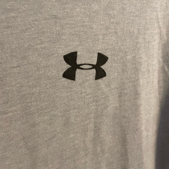 Mens Under Armour Tee - Picture 4 of 5